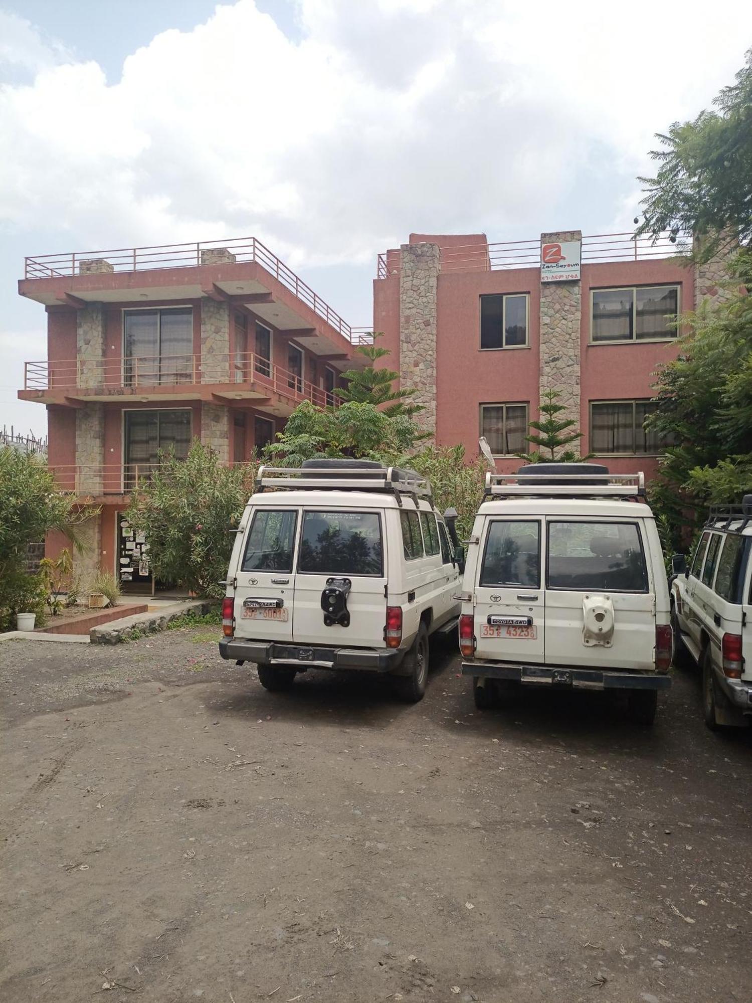 Zan-Seyoum Hotel - Lalībela Екстериор снимка