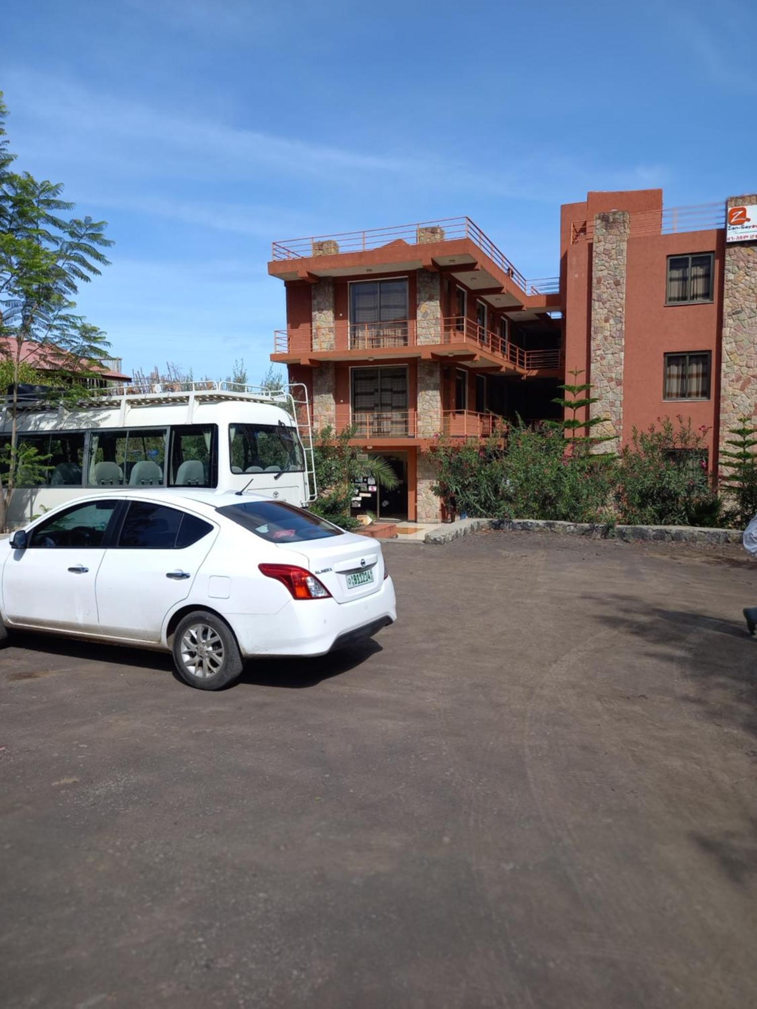 Zan-Seyoum Hotel - Lalībela Екстериор снимка